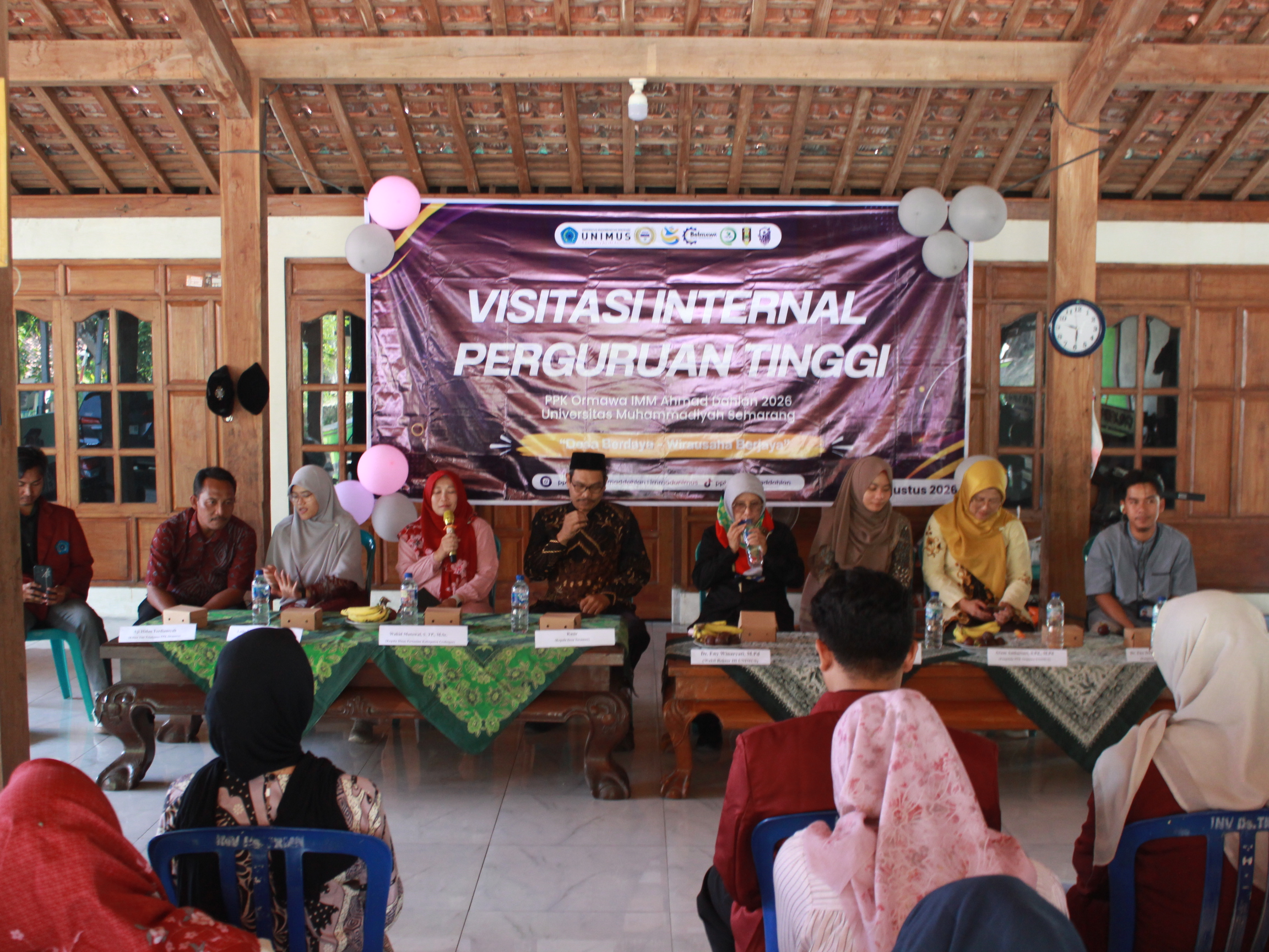 Dokumentasi PPK Ormawa IMM Ahmad Dahlan UNIMUS Laksanakan Transfer Teknologi Instore Dryer System dan Visitasi Internal Perguruan Tinggi di Desa Taruman