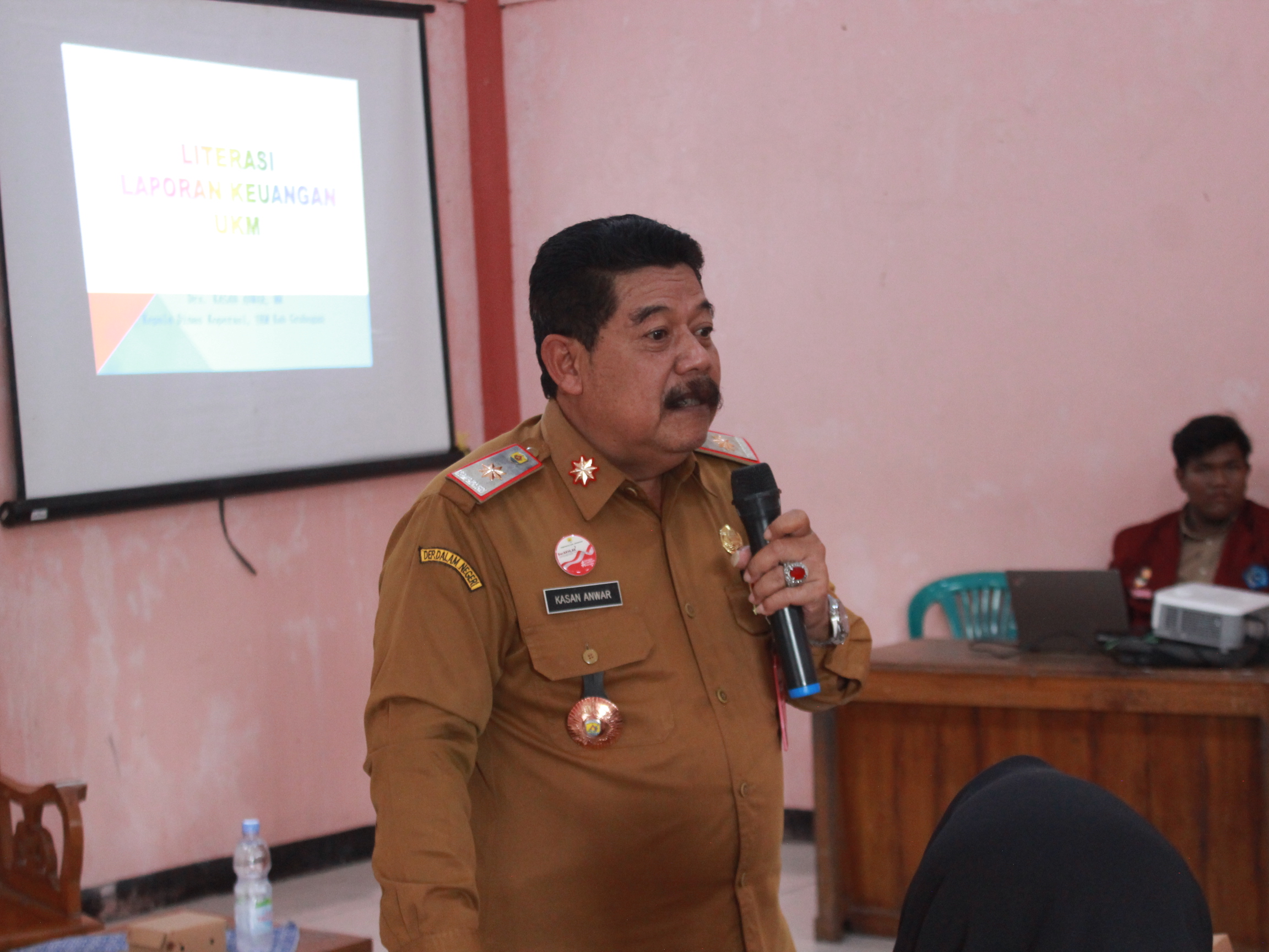 Dokumentasi Tim Pelaksana PPK Ormawa IMM Ahmad Dahlan UNIMUS Selenggarakan Pelatihan Pengelolaan Keuangan UMKM Bersama Kepala Dinas Koperasi dan UKM Kabupaten Grobogan